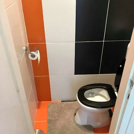 Palace - Belvarosi Apartament Eger